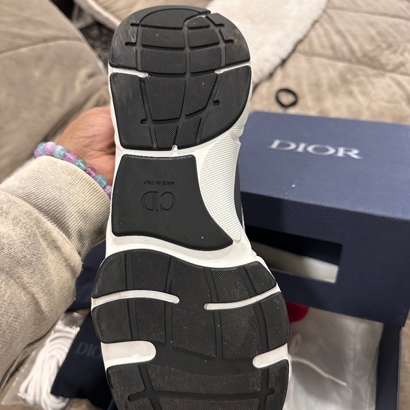 Men’s Dior shoes - Picture 1 of 3
